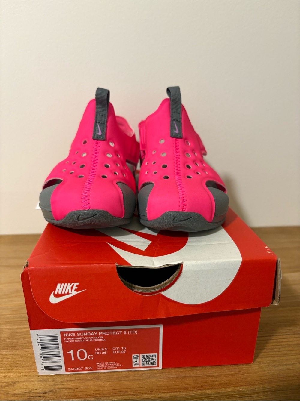 Nike Kids Water Shoes in Bright Pink with Gray Accents